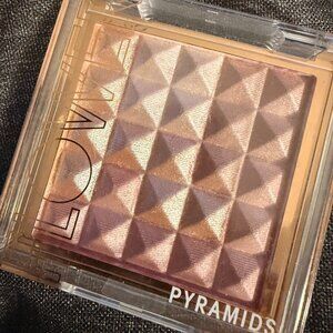 FLOWER BEAUTY by Drew Barrymore: Highlighter and Blush Makeup Powder